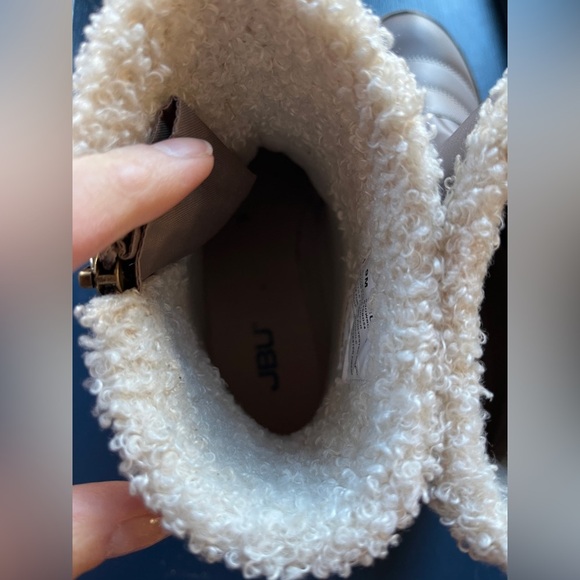 JMU taupe side zip booties. Waterproof. Worn once. Includes original box. Size 9 - Picture 4 of 5